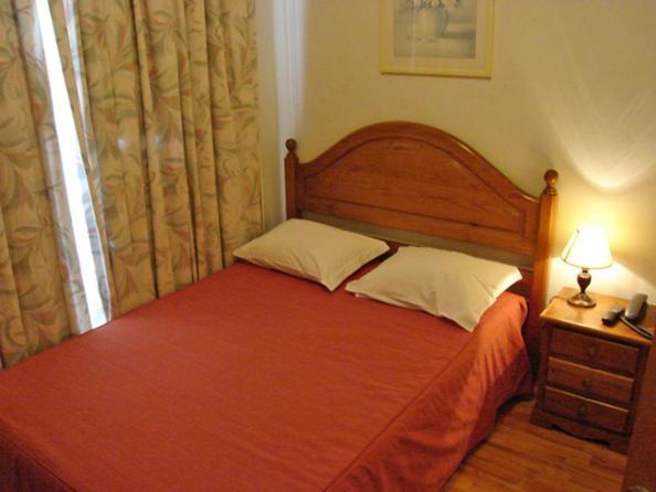Hotel Residencial Roxi Lissabon Zimmer foto